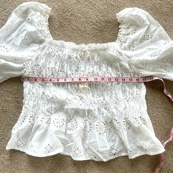White eyelet top - Picture 5 of 6